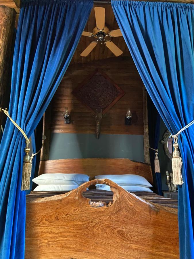 Jungle Cabin Martin Mill Екстер'єр фото