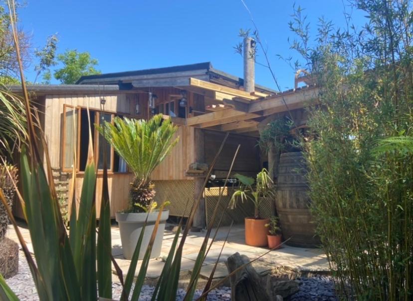 Jungle Cabin Martin Mill Екстер'єр фото