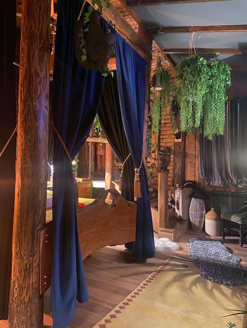 Jungle Cabin Martin Mill Екстер'єр фото